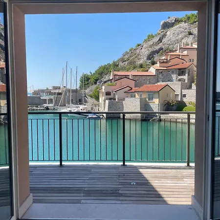 Portopiccolo Sul Mare - *