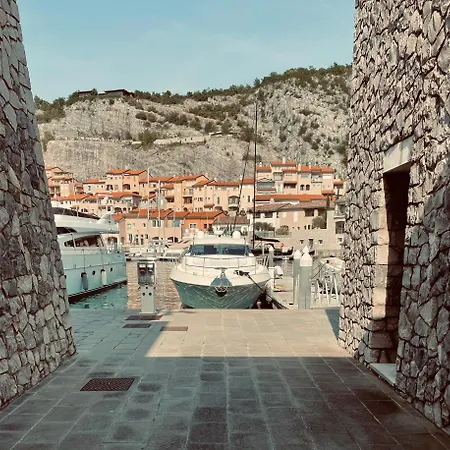 Portopiccolo Sul Mare *
